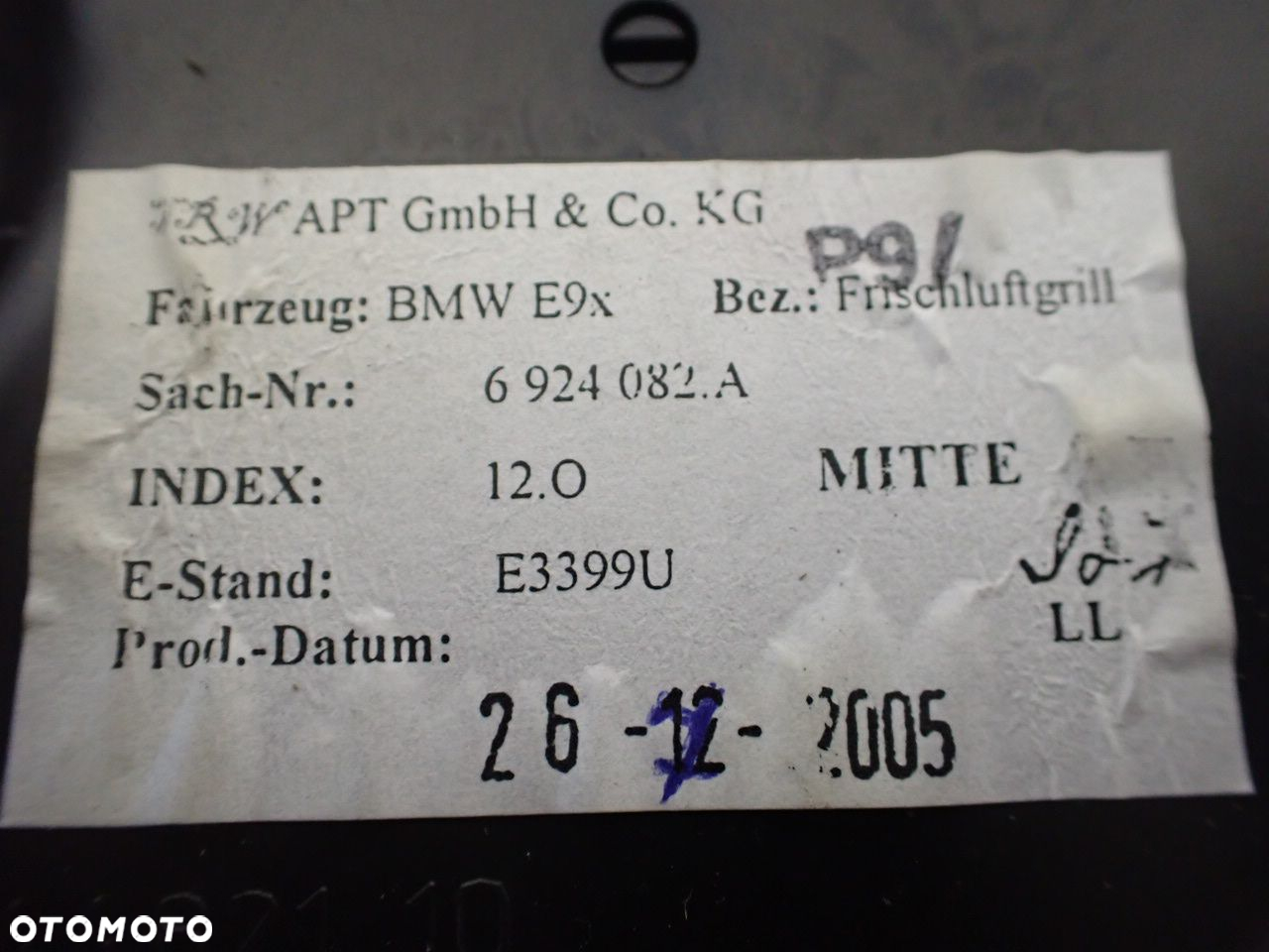 DEKOR KONSOLI KRATKA NAWIEWU BMW E90 320I 6924082A  7132845 - 9
