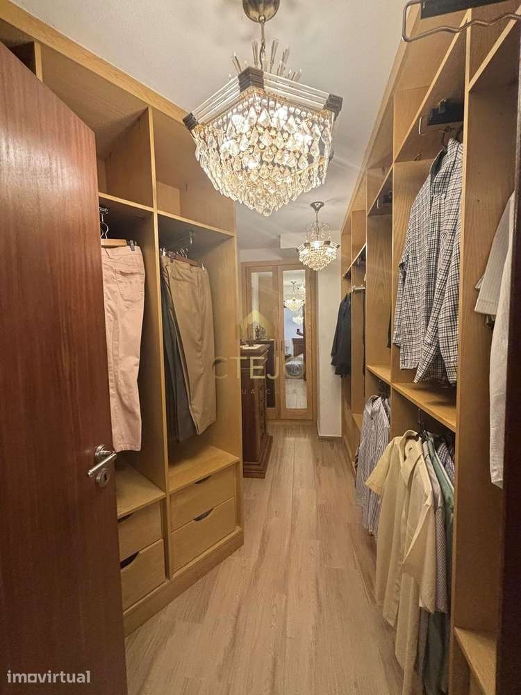 Moradia T2 com garagem e terraço - Grande imagem: 5/22