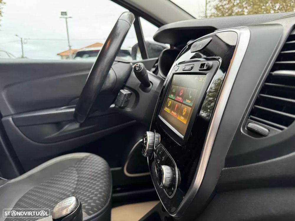 Renault Captur 1.5 dCi Exclusive - 38