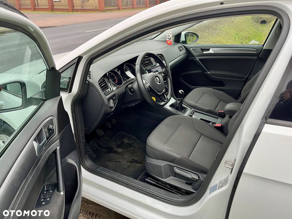 Volkswagen Golf 1.6 TDI (BlueMotion Technology) Comfortline - 11