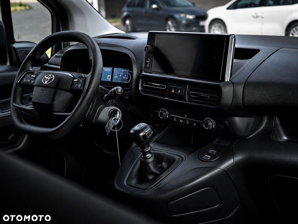 Toyota Proace City Verso Long 1.5 D-4D Business - 10