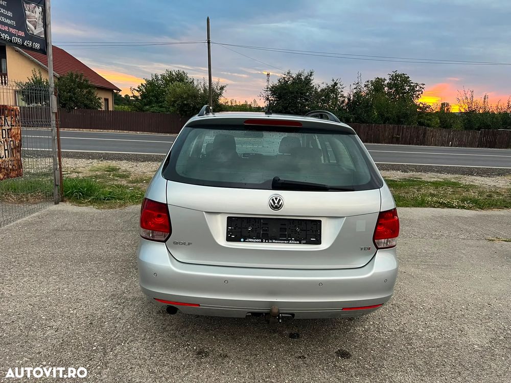 Volkswagen Golf - 9