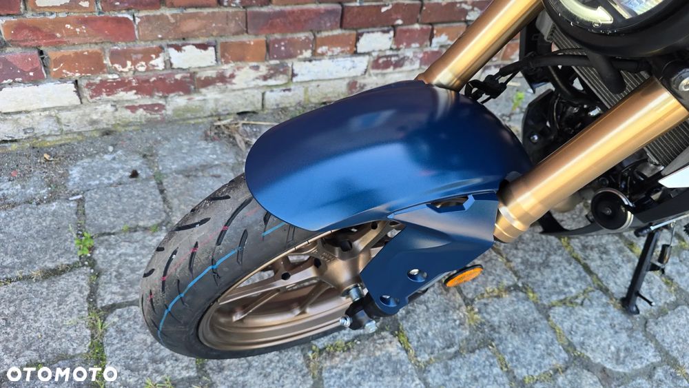Honda CB - 21