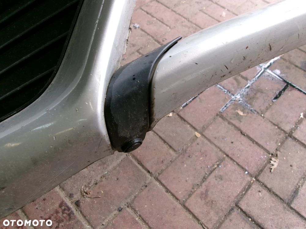 ZDERZAK LISTWA LISTEWKA TOYOTA AVENSIS T27 15-18 - 1