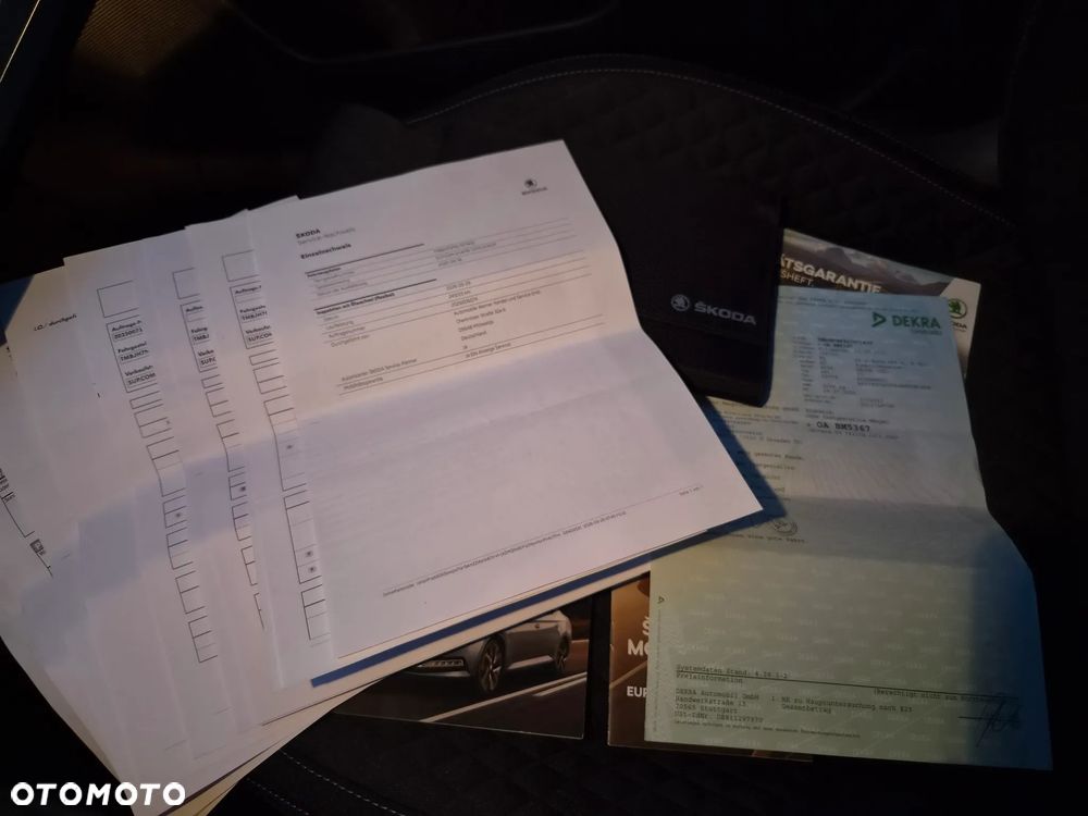 Skoda Superb 2.0 TDI DSG Ambition - 19
