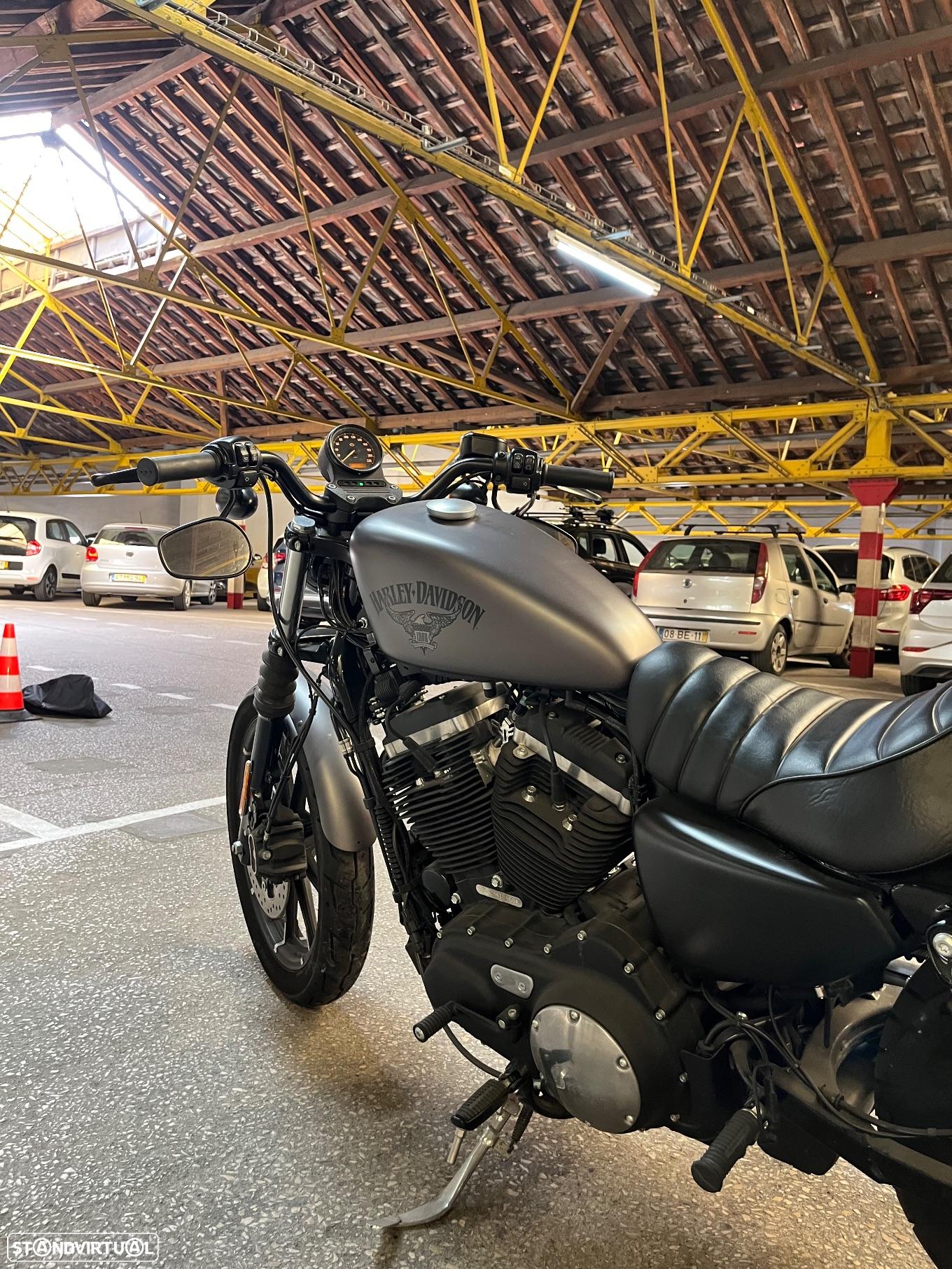 Harley-Davidson 883 - 4