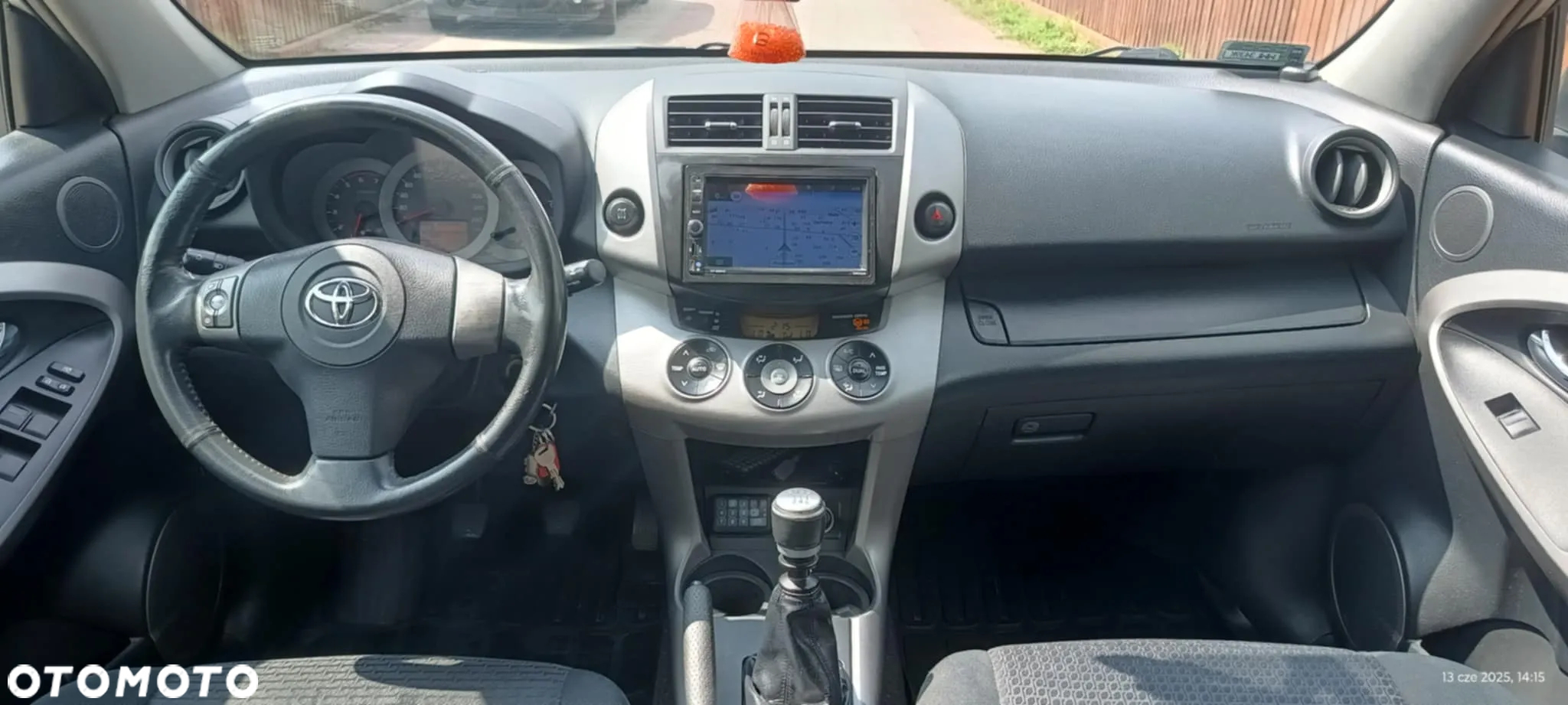 Toyota RAV4 2.2 D-4D Premium - 8