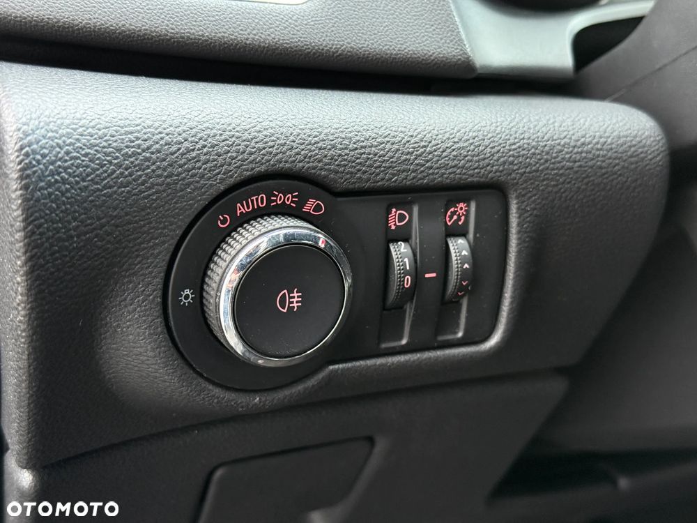 Opel Astra - 14