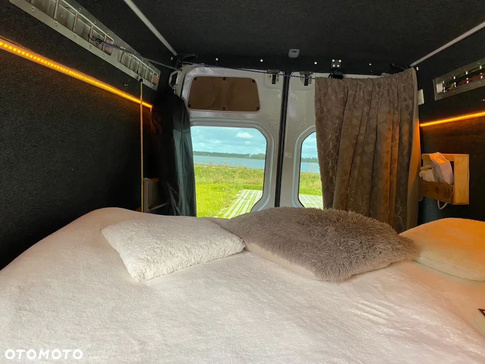 Mercedes-Benz Sprinter - 7