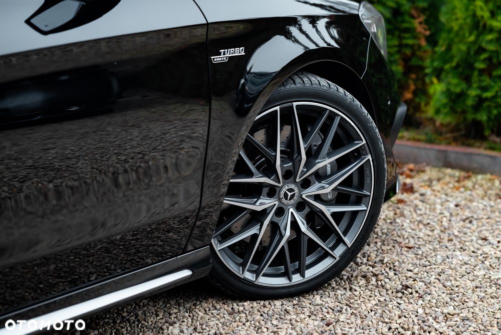 Mercedes-Benz CLA AMG 45 4Matic 7G-DCT - 11