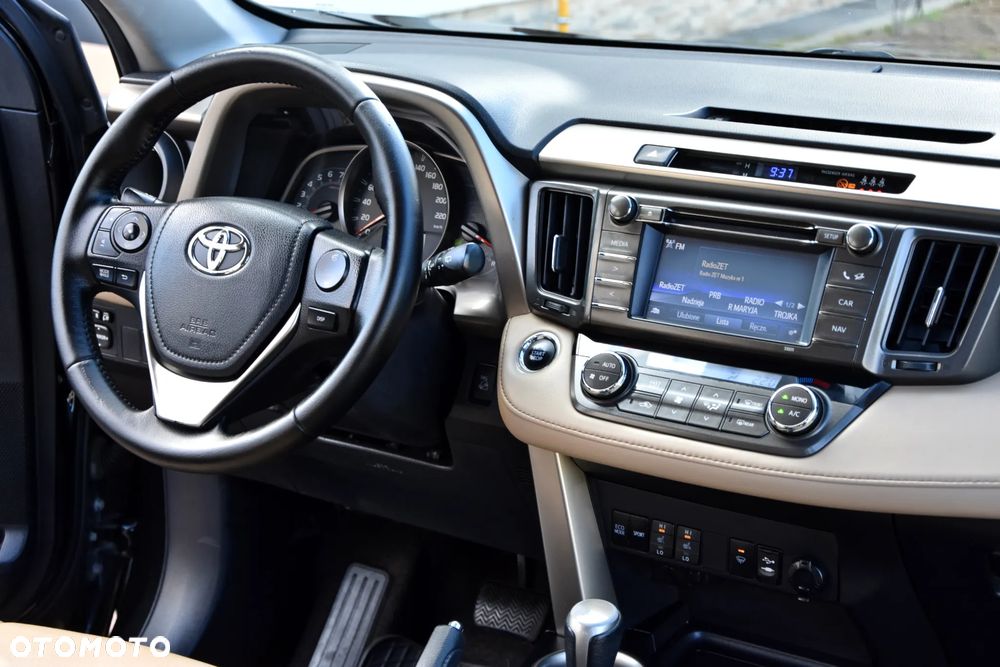 Toyota RAV4 2.0 4x4 Start&Stop CVT Executive - 23