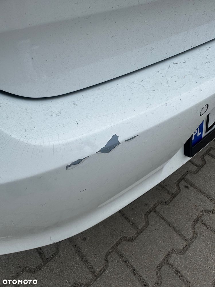 Volkswagen Golf - 11