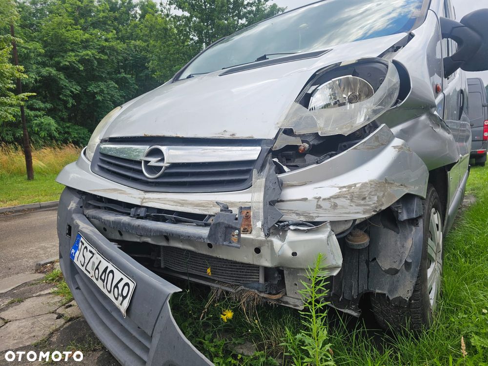 Opel Vivaro L2H1 2.9t - 9