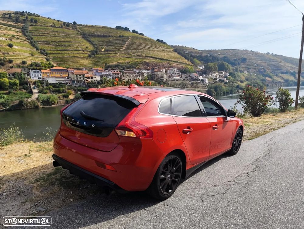 Volvo V40 D4 Summum - 2