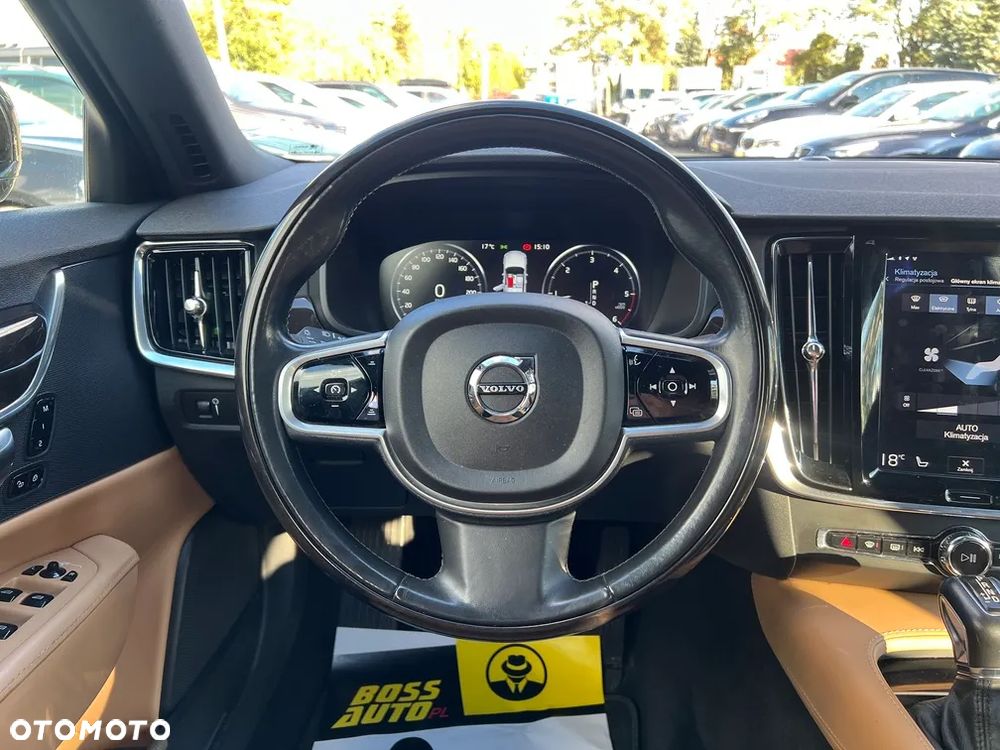 Volvo S90 - 15