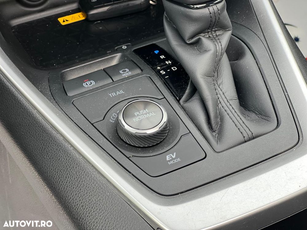 Toyota RAV4 - 20