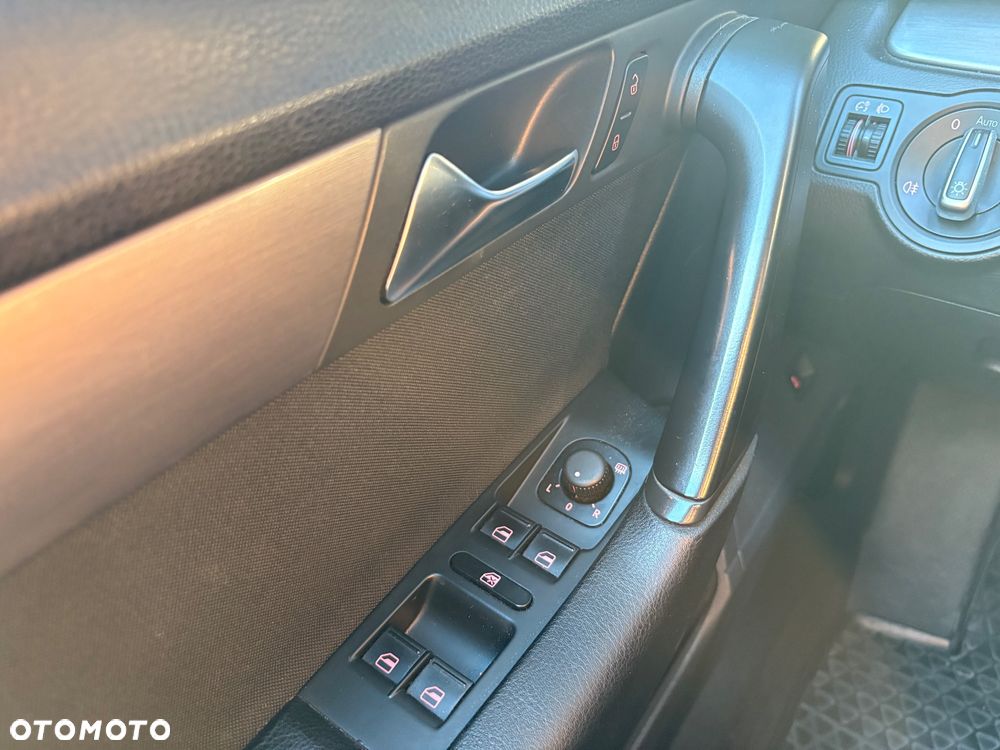 Volkswagen Passat 2.0 TDI Comfortline DSG - 17