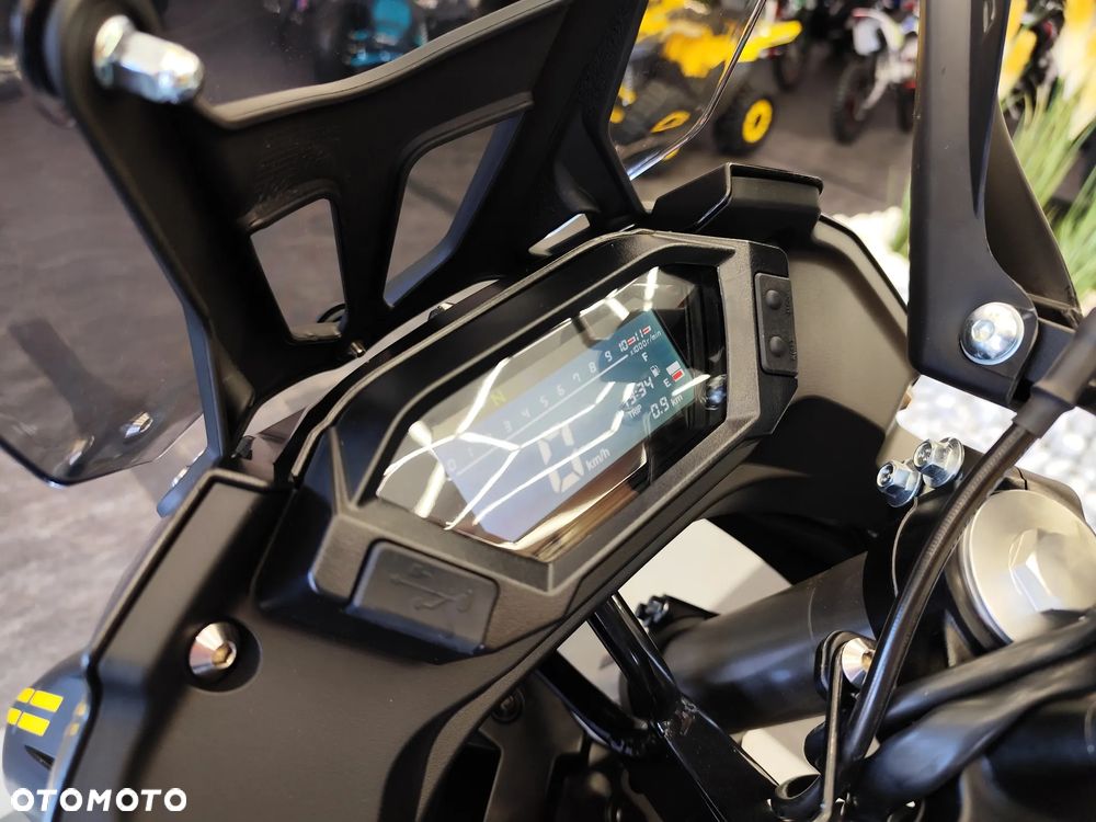 VOGE 300GY RALLY - 19