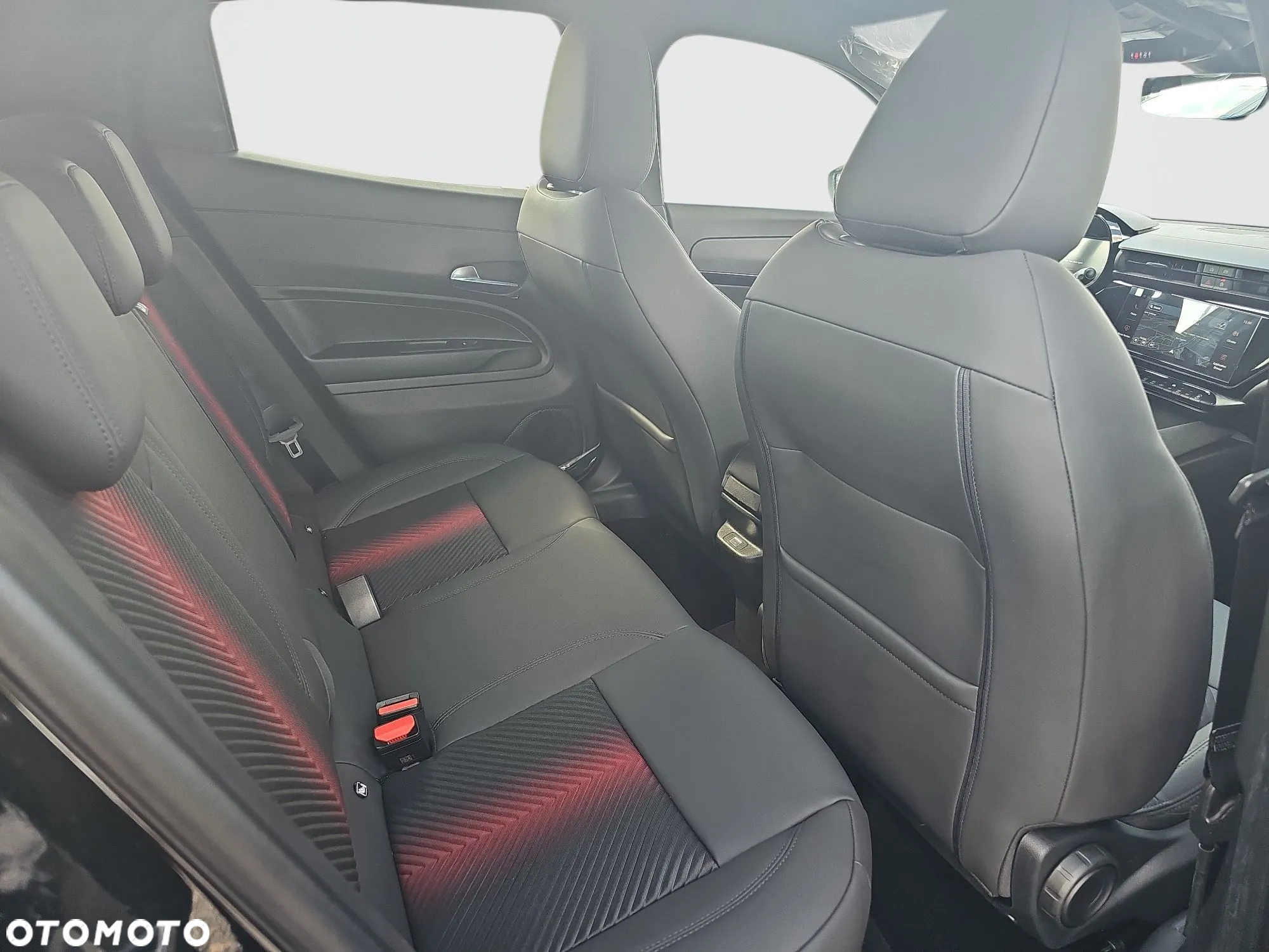 Alfa Romeo Junior 1.2 mHEV Ibrida Speciale eDCT - 23