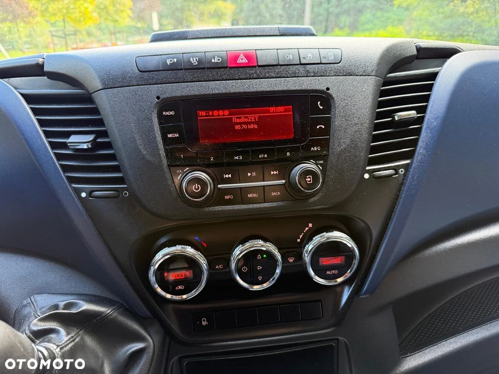 Iveco 35S15 IZOTERMA - 12