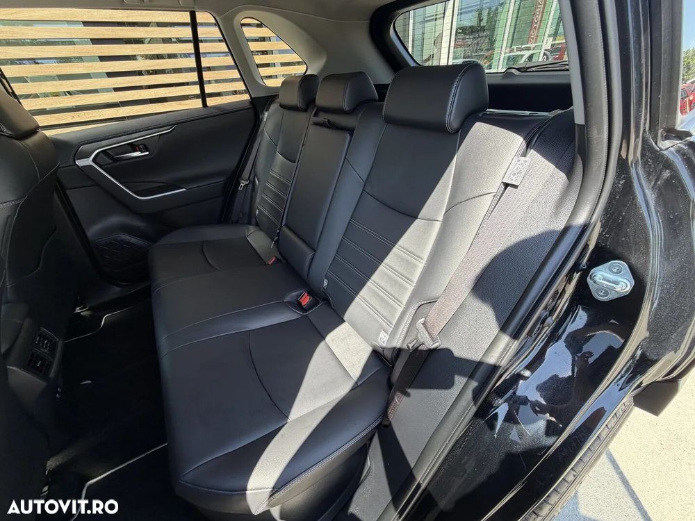 Toyota RAV4 2.5 VVT-iE 4x4 Luxury - 13