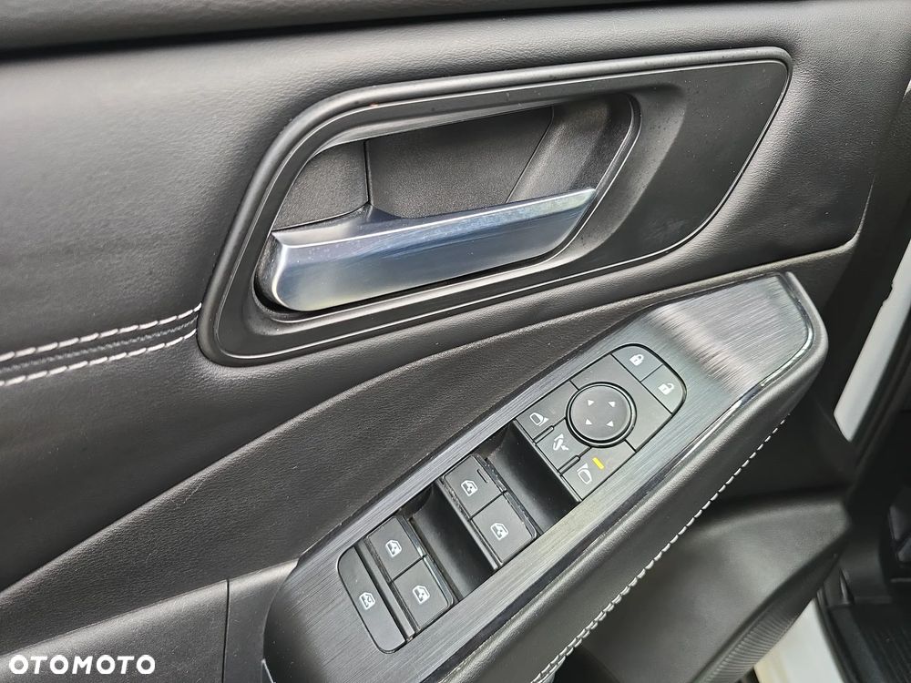 Nissan Qashqai 1.3 DIG-T MHEV 4x4 N-Connecta Xtronic - 10