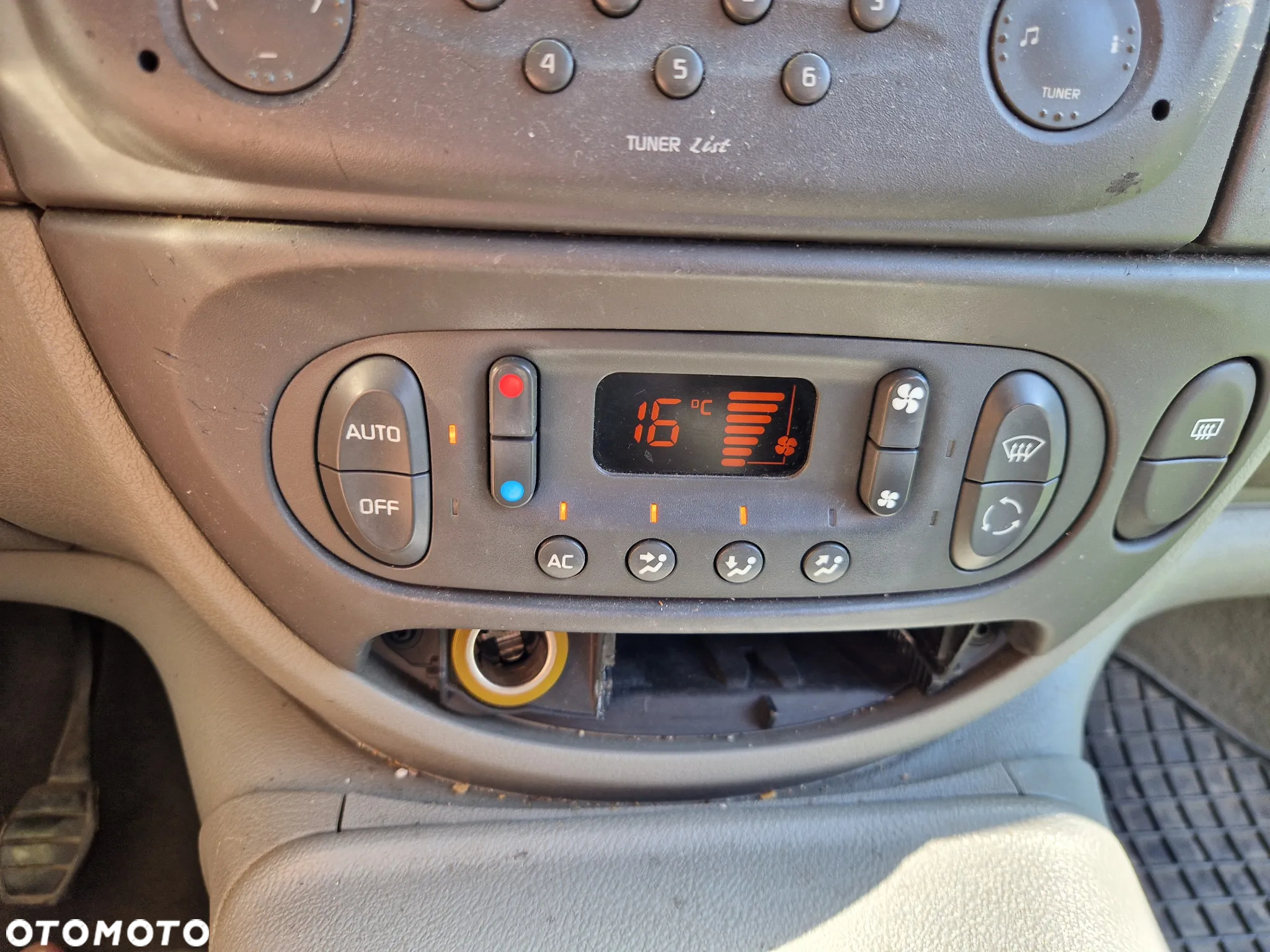 Renault Scenic 2.0 16V Dynamique - 16
