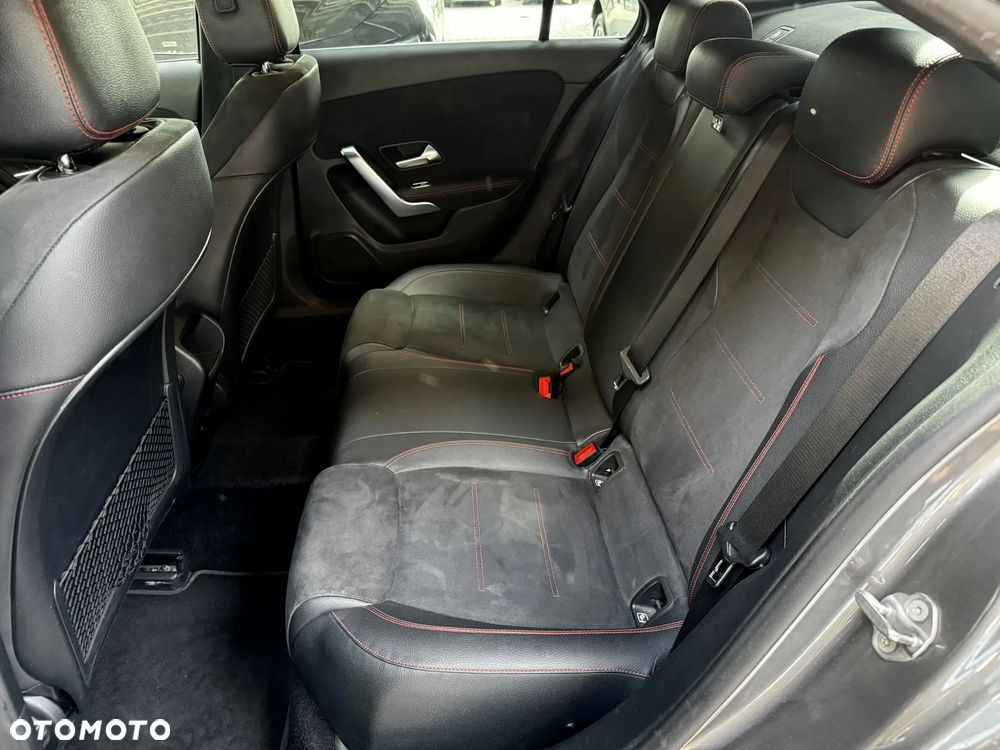 Mercedes-Benz Klasa A 200 AMG Line 7G-DCT - 13