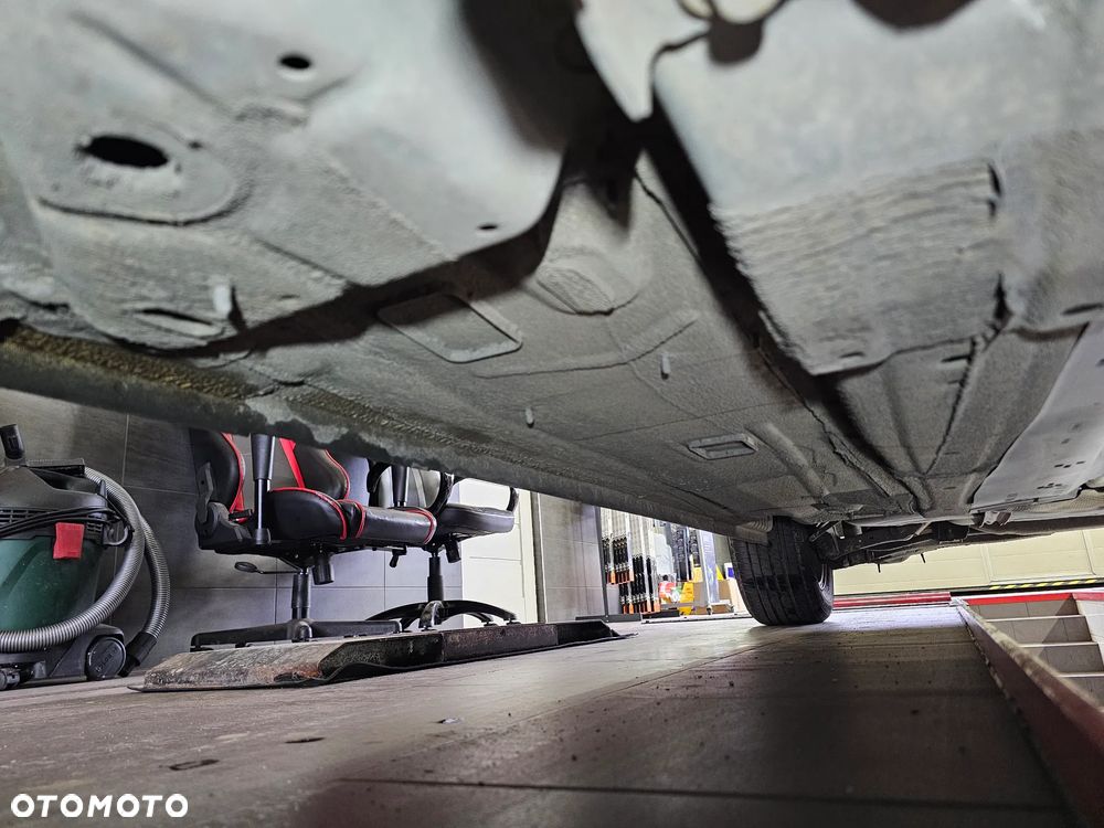 Ford S-Max 2.0 TDCi Ambiente - 27