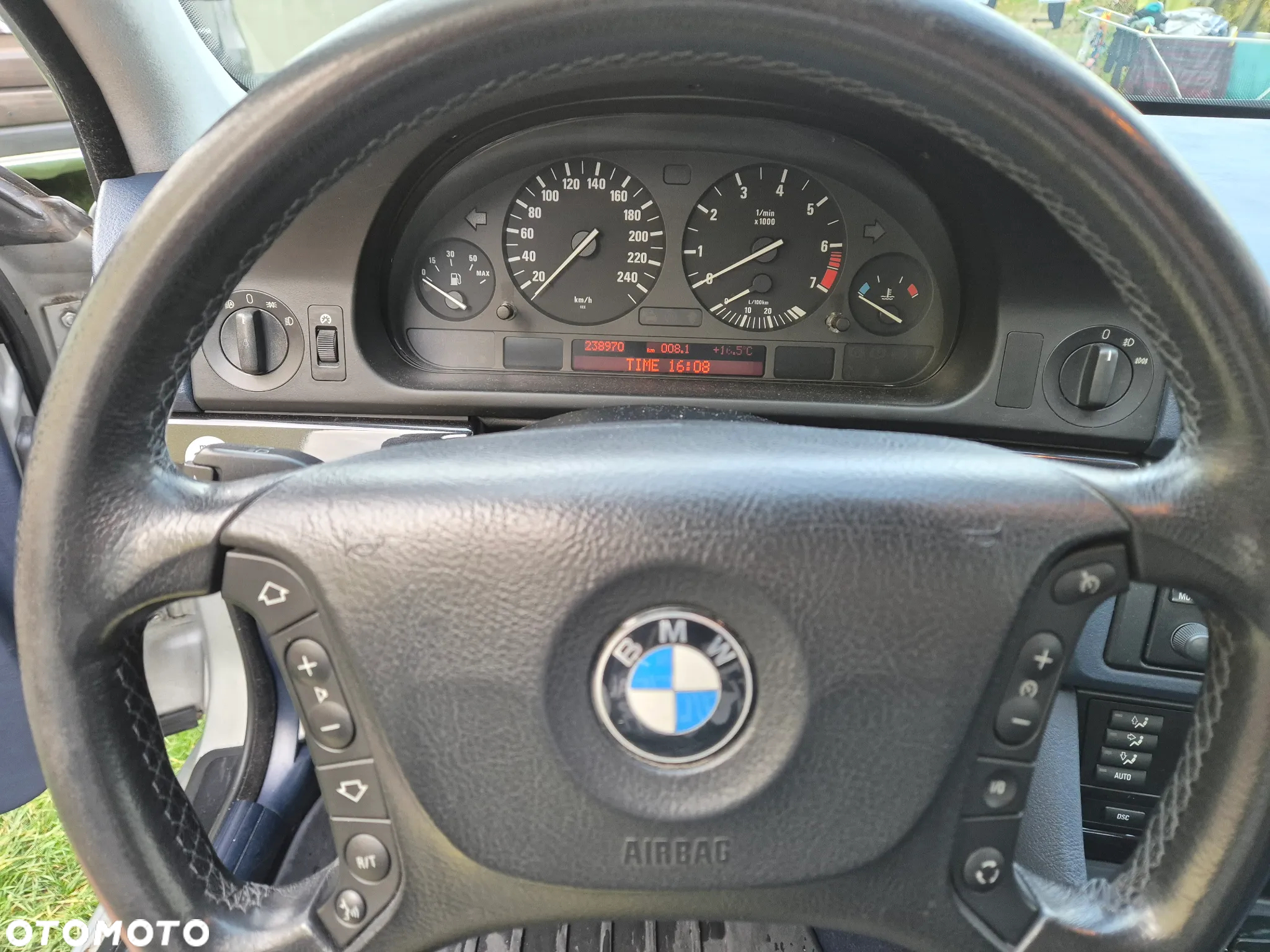 BMW Seria 5 520i - 9
