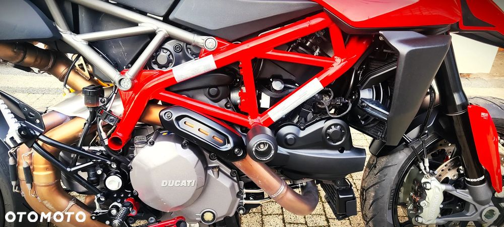 Ducati Hypermotard - 11