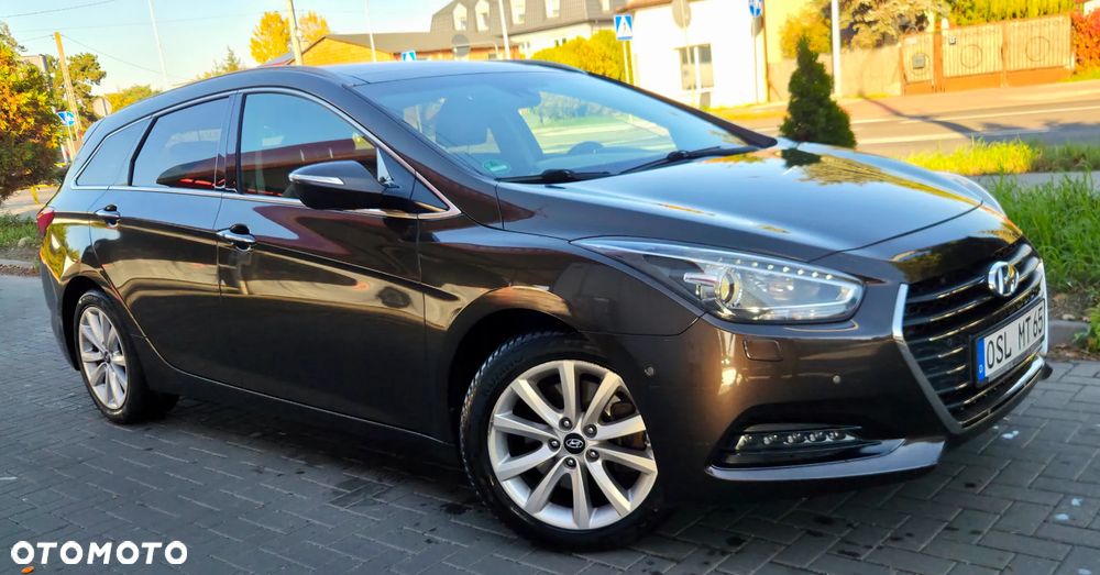 Hyundai i40 Kombi 1.7 CRDi DCT Premium - 15