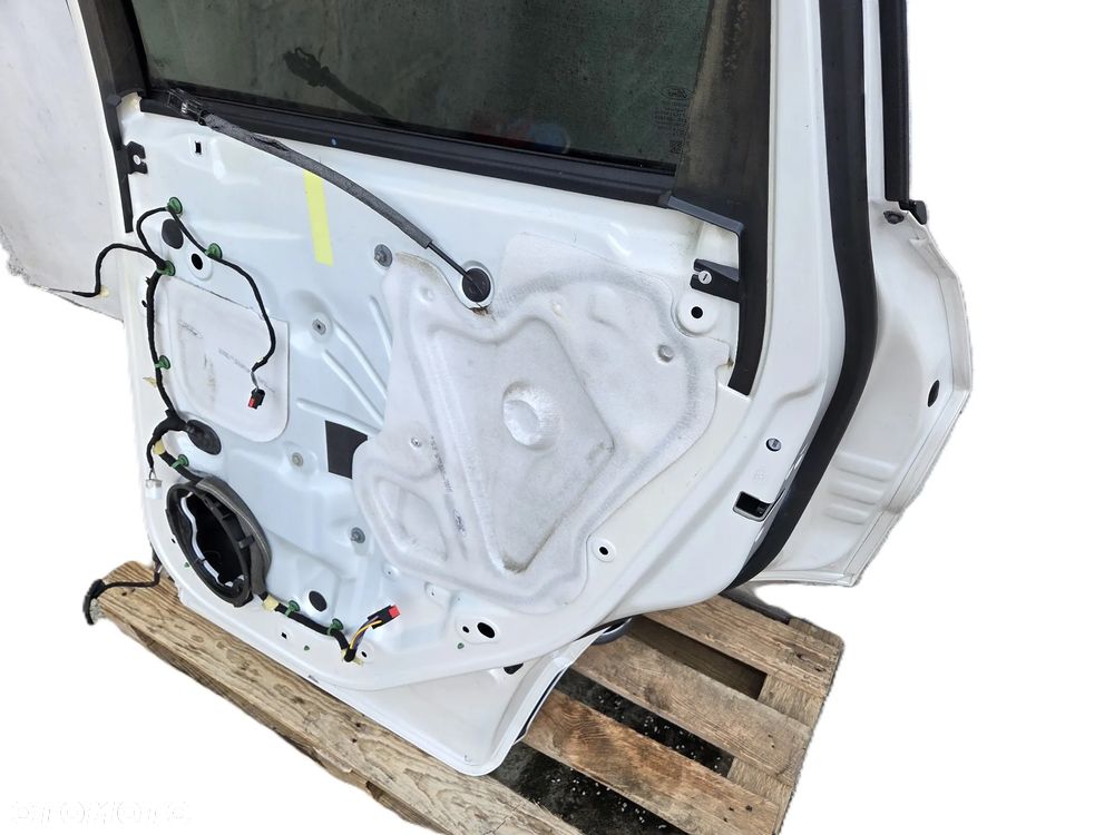 DRZWI PRAWY TYL  FORD KUGA MK2 LIFT VIGNALE  KOLOR AD - 11
