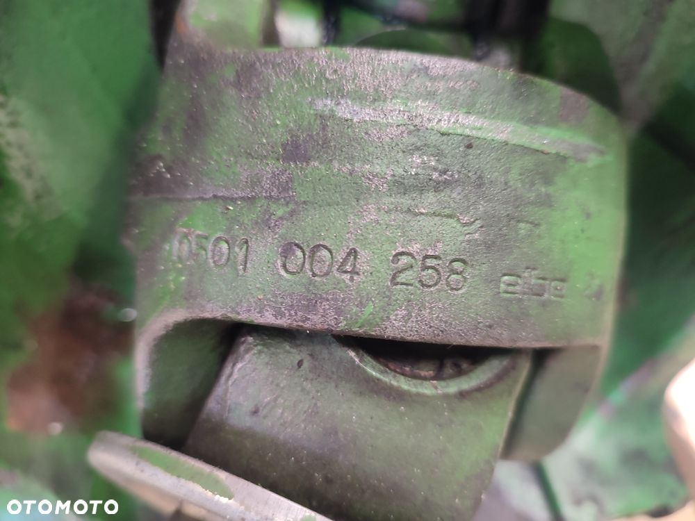 Zwrotnica John Deere 6810 - 2