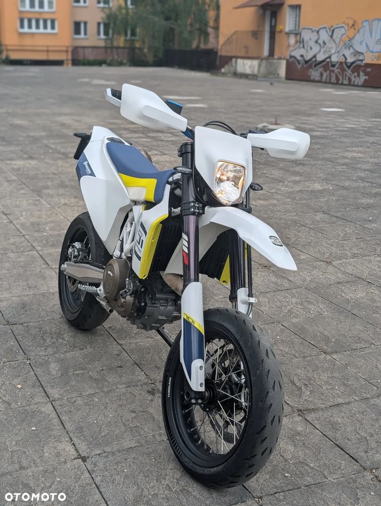 Husqvarna 701 - 16