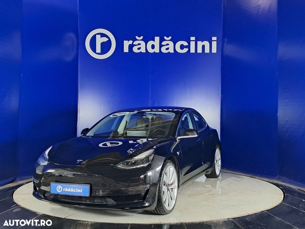Tesla Model 3 - 1