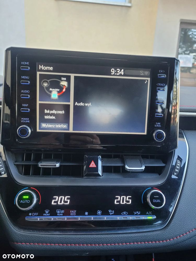 Toyota Corolla 1.8 Hybrid Selection - 16