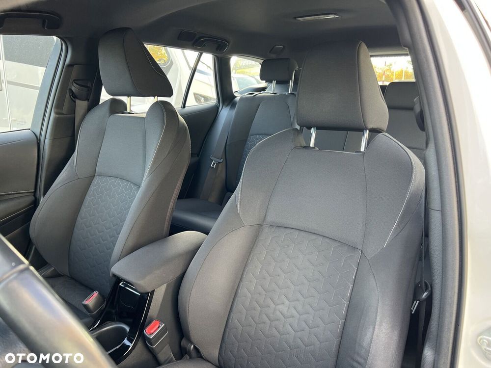 Toyota Corolla 1.8 Hybrid Comfort - 13