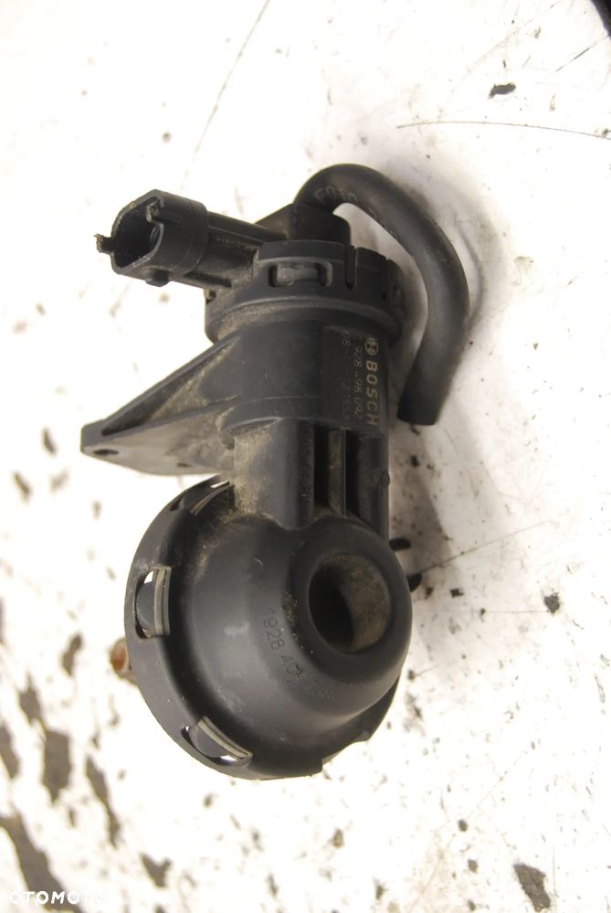 ZAWÓR KOLEKTORA SSĄCEGO 1928498092 OPEL CORSA D 1.4 ZAFIRA - 2