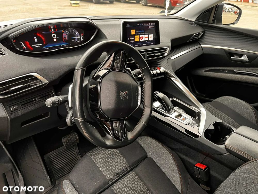 Peugeot 3008 1.2 PureTech Active Pack S&S EAT8 - 5