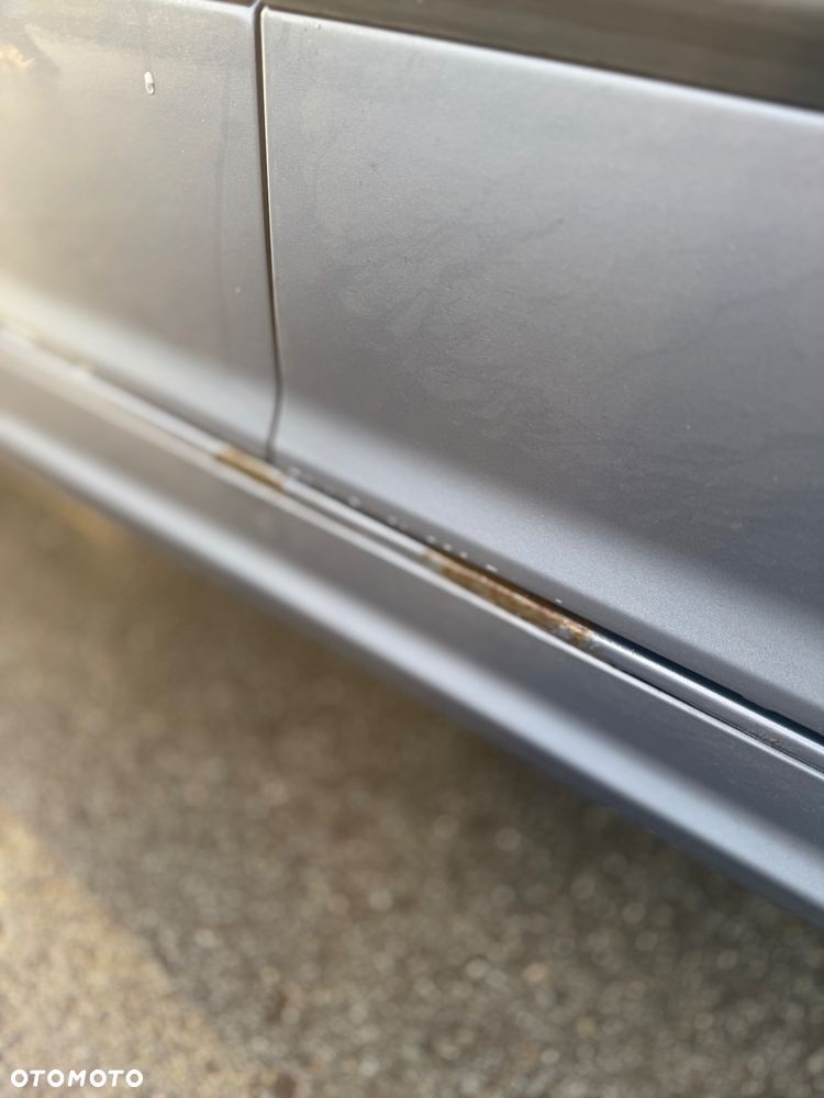 BMW Seria 3 320i - 9