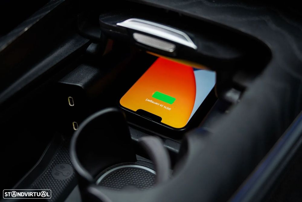 Mercedes-Benz E 300 e AMG Line - 20