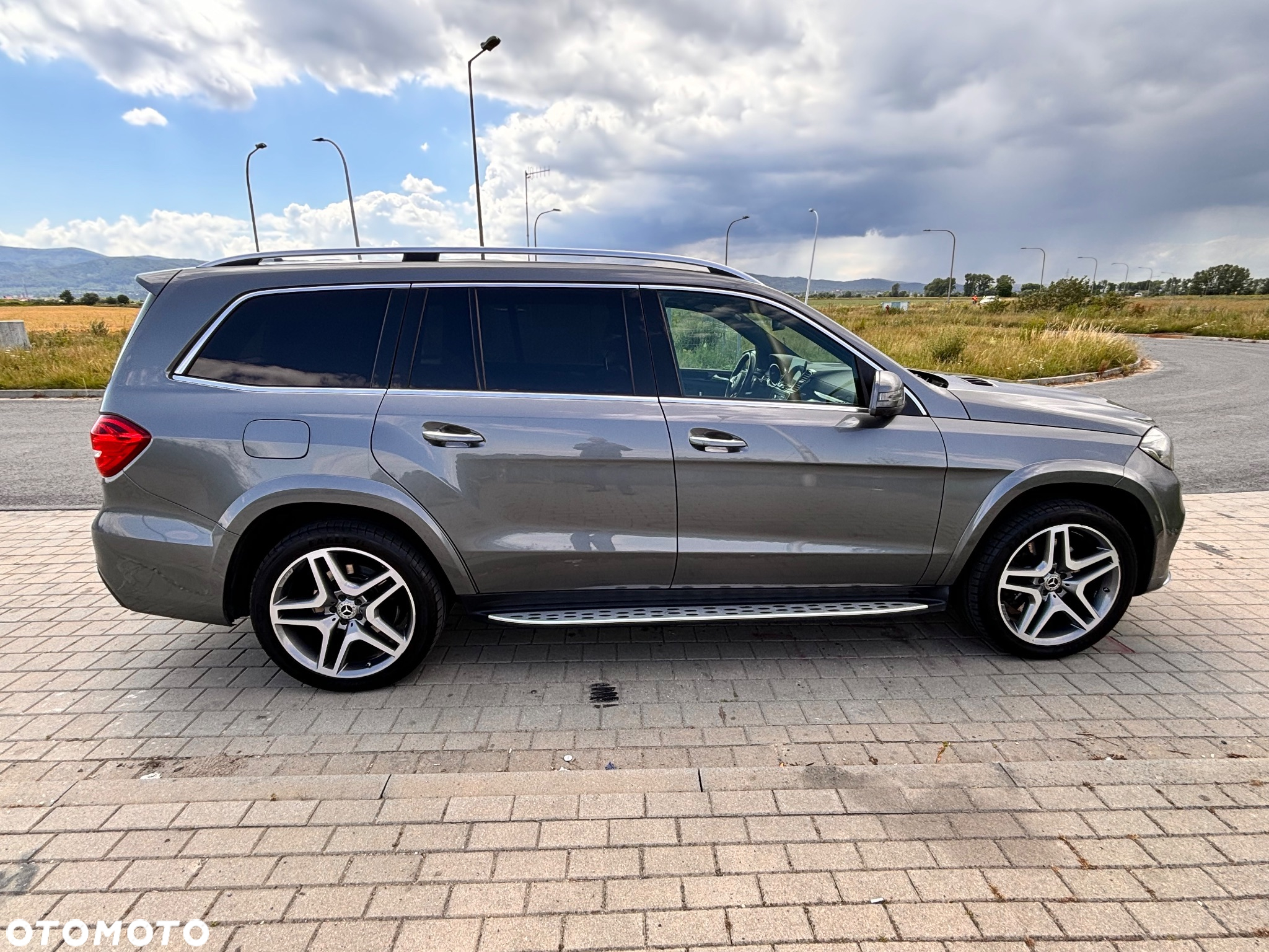 Mercedes-Benz GLS 350 d 4Matic 9G-TRONIC AMG Line - 3