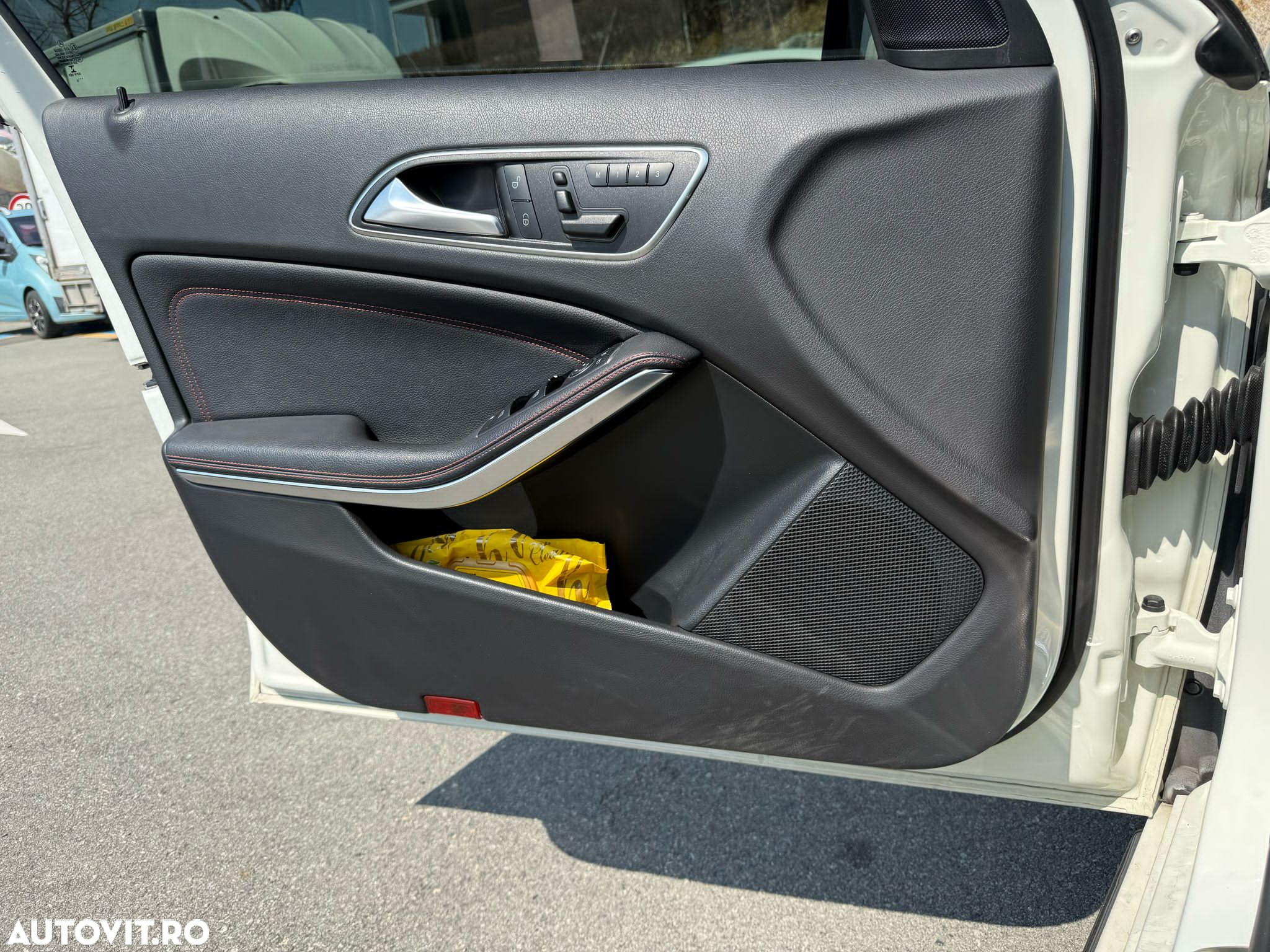 Mercedes-Benz A 45 AMG 4Matic AMG Speedshift 7G-DCT - 9