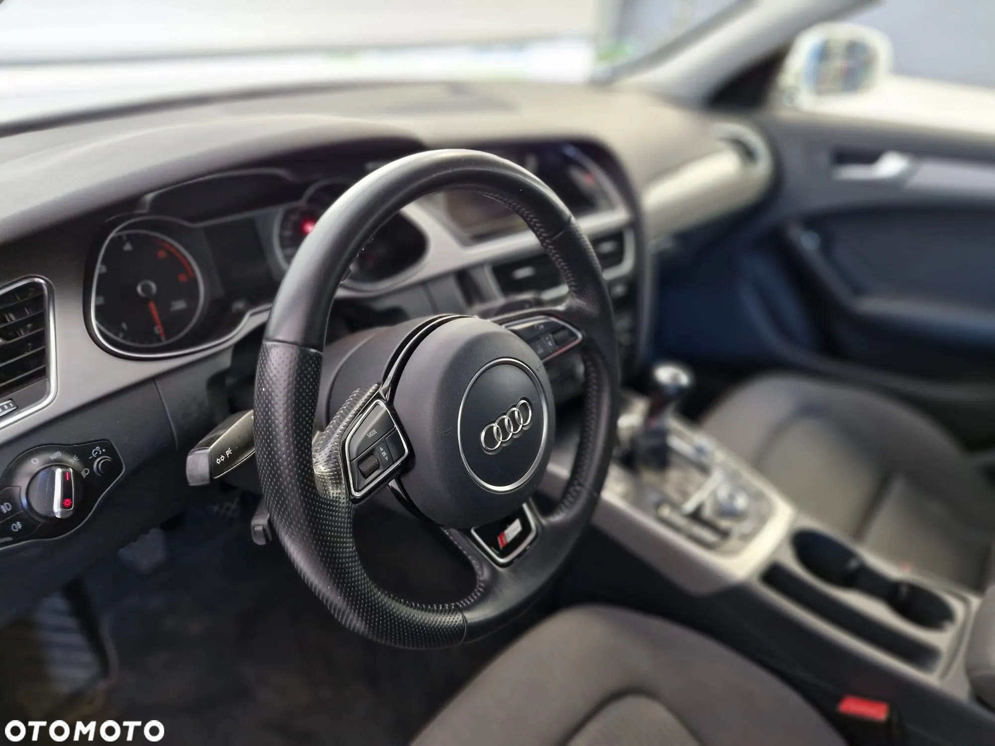 Audi A4 2.0 TDI - 11
