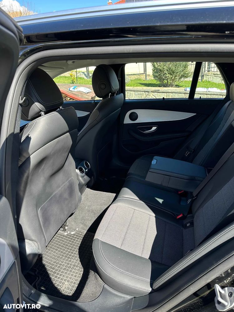 Mercedes-Benz E 300 T-Modell Aut - 10