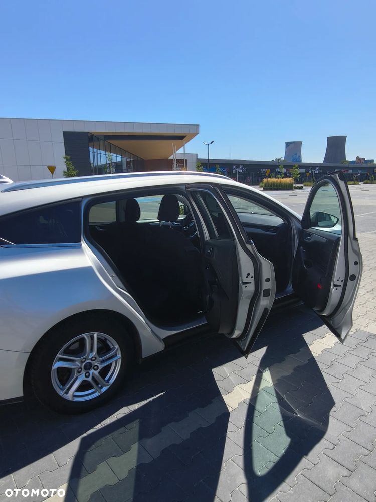 Ford Focus 1.5 EcoBlue Titanium - 12
