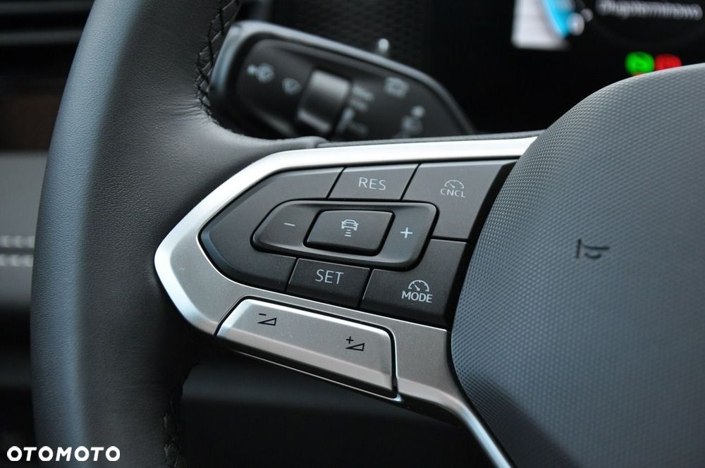 Volkswagen Tiguan 2.0 TDI SCR DSG Goal - 17