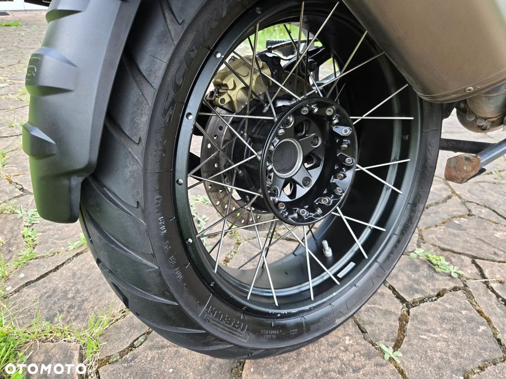 BMW R - 22