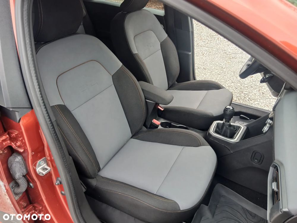 Dacia Jogger 1.0 TCe Extreme 7os - 23